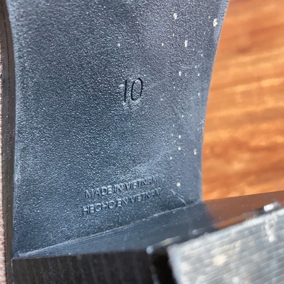 Old Navy pointed toe boots size 10 - Picture 7 of 8